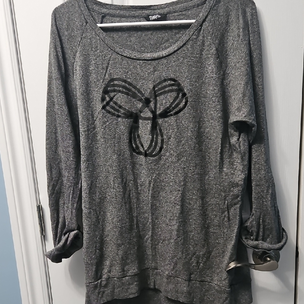 Tna Top  Color Gray And Black Size Large